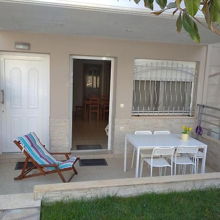 Δεσποινα Apartment เนอาเปรามอส ภายนอก รูปภาพ