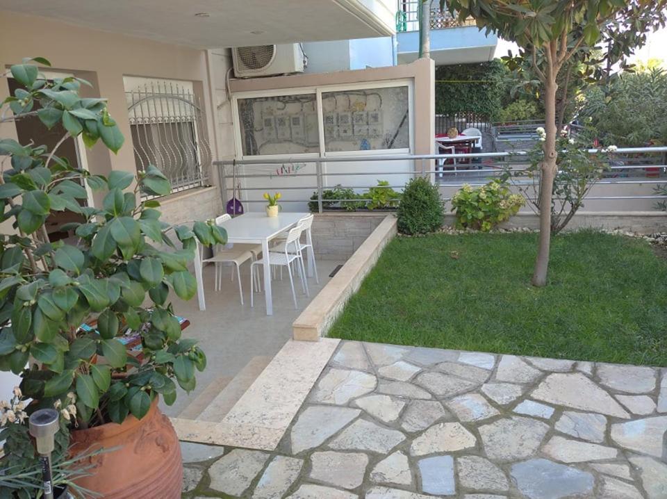 Δεσποινα Apartment เนอาเปรามอส ภายนอก รูปภาพ